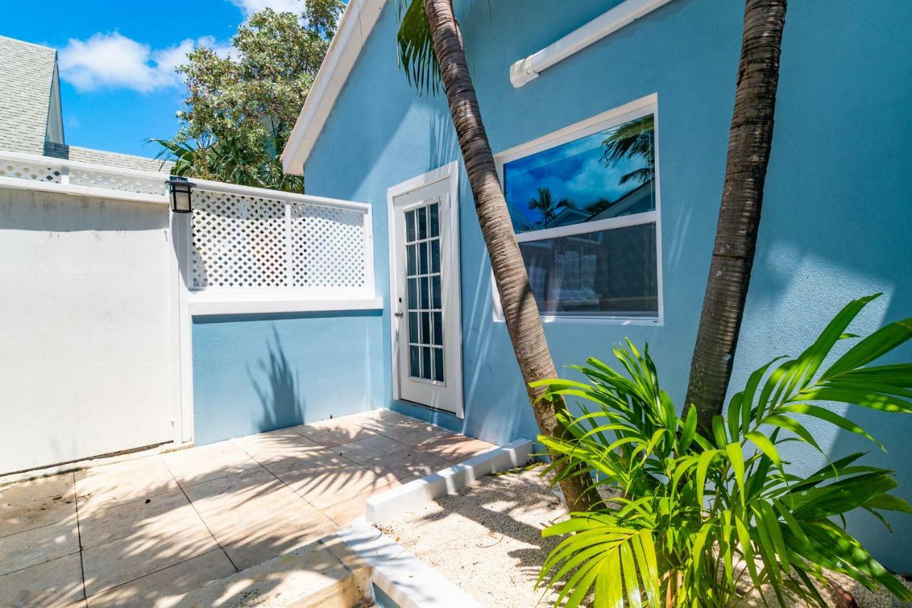 Saunders 3Bd Beach Cottage Nassau Exterior photo